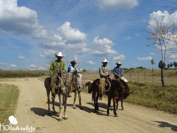  - "VISIT TO LA BELÉN FARM" Tour