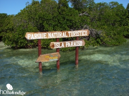  - "Nature Tour Island Paradise"