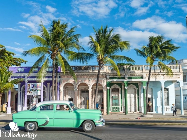 “Ride to Cienfuegos in Old Fashion American Classic Cars” Tour - “Ride to Cienfuegos in Old Fashion American Classic Cars” Tour