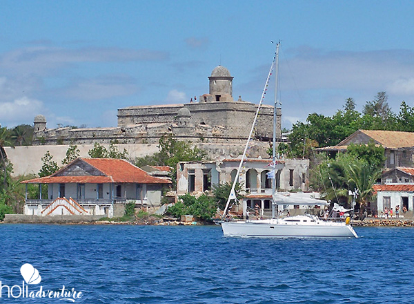 Cienfuegos Bay and Jagua Castle, Panoramic view - Excursión "Bahía de Cienfuegos - Fortaleza Nuestra Señora de los Ángeles de  Jagua"