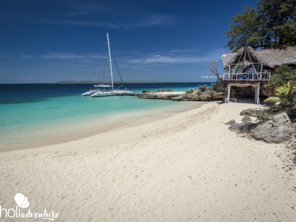 Catamaran to Cayo Saetía tour, Holguín - Excursión Cayo Saetía en Catamarán
