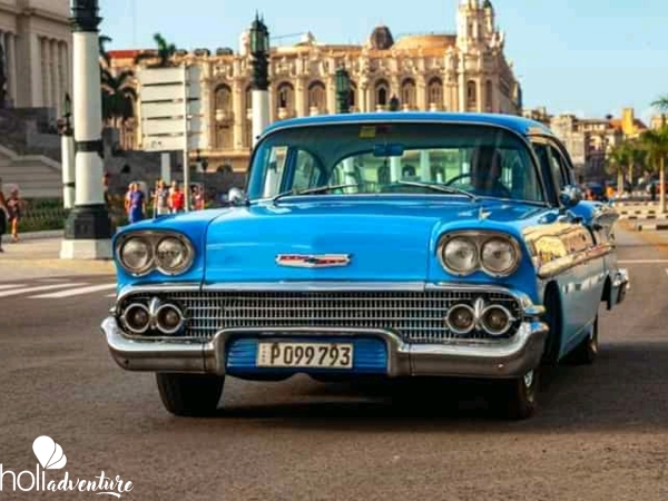 "City Tour in Old Cars" - "City Tour in Old Cars"