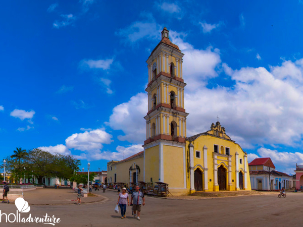 “Ride to Sancti Spíritus, Santa Clara & Remedios in Old Fashion American Classic - “Ride to Sancti Spíritus, Santa Clara & Remedios in Old Fashion American Classic Cars” Overnight Tour (2 days / 1 night)
