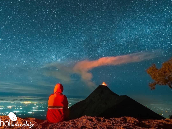 Acatenando volcano, Guatemala - ACATENANGO VOLCANO OVERNIGHT TOUR