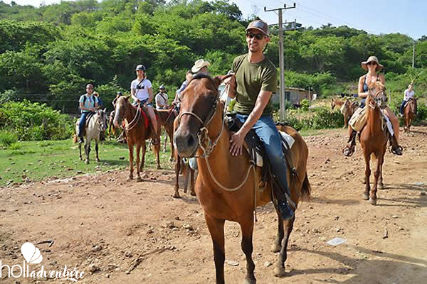 “Horseback Riding to Waterfall El Pilón” Tour - “Horseback Riding to Waterfall El Pilón” Tour