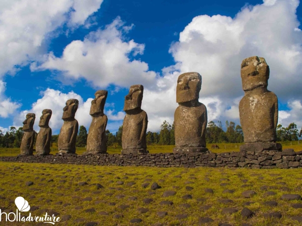 THE SEVEN MOAIS, Pascua Island, chile - Excursión "AHU AKIVI, LOS SIETE MOAIS"
