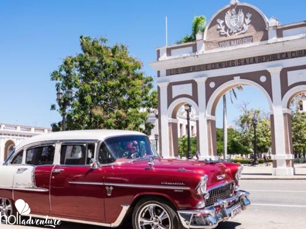 “Ride to Cienfuegos in Old Fashion American Classic Cars” Tour - “Ride to Cienfuegos in Old Fashion American Classic Cars” Tour