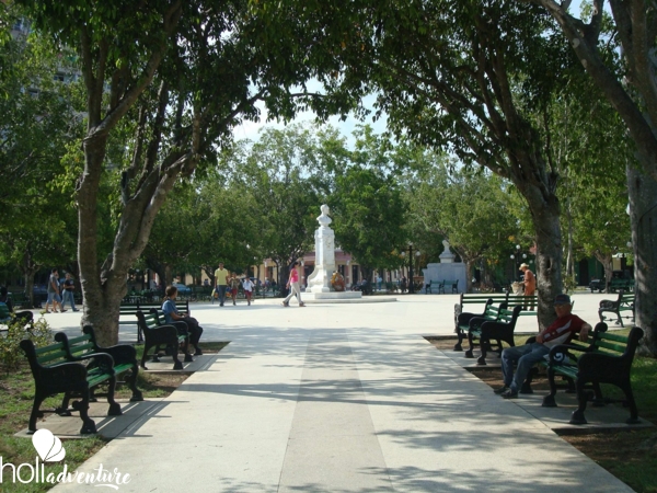 Martí Park in Ciego de Ávila, panoramic view - Excursión "Ciego Ávila,  Espectacular"