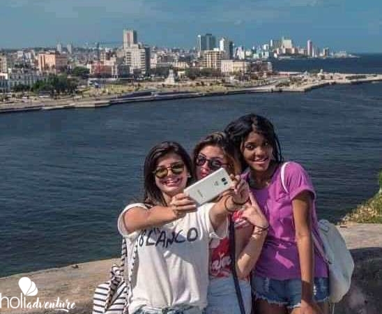 Exterior area of the viewpoint of the Great Morro-Cabaña Military Historical Park - "City Tours Havana"
