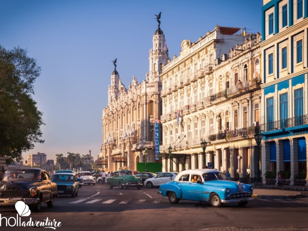 “Discovering Havana in Classic Cars” Tour - Tour  “Descubriendo La Habana en Auto Clásico”
