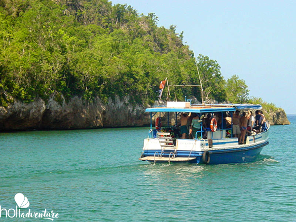Boat ride-Canimar river-Matanzas-Cuba - Jeep Safari Nature Tour