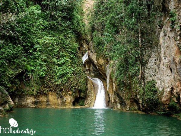 Caburi waterfall, Topes de Collantes Park - "Altiplano of Tope de Collante" (Caburní or Vegas Grandes Natural Park)