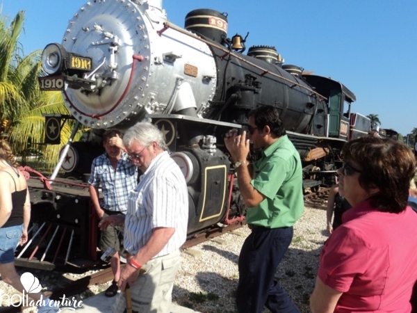 Go through the sugar cane plantations in a train drawn by an old steam locomotive, Morón - "Cuba: Sugar, Tobacco and Rum" Tour