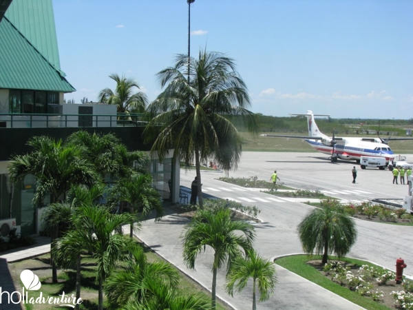  - "SERVICIO DE SALÓN VIP AEROPUERTO INTERNACIONAL FRANK PAÍS GARCÍA, HOLGUÍN"