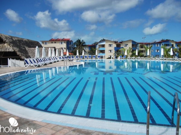 Swimming´s pool view - VILLA AZUL Aparthotel