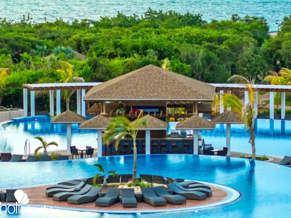 Pool and bech view - Lagunas del Mar Hotel