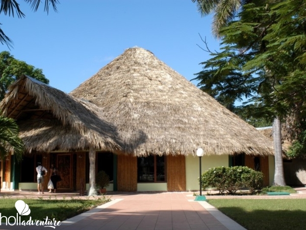 Hotel entrace - Hotel Horizontes Los Caneyes