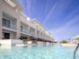 Swim up pool