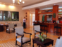 LOBBY & BAR VIEW