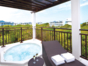 Jacuzzi Royalton Suite
