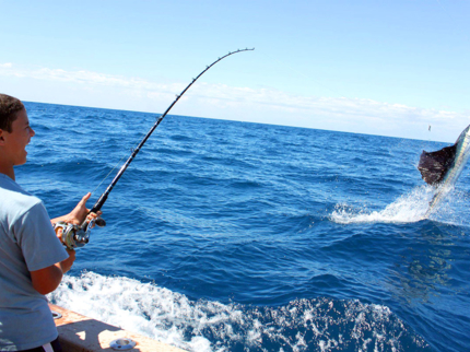 “High Fishing in Marea del Portillo” Tour