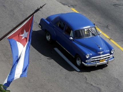 “Ride to Cienfuegos, Santa Clara & Remedios in Old Fashion American Classic Cars” Overnight Tour