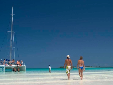 “Seafari Cayo Media Luna” Tour