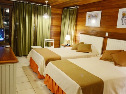 Bungalow Room