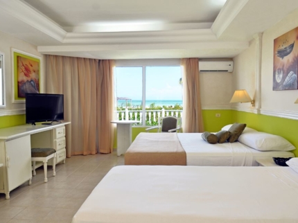 JUNIOR SUITE ROOM