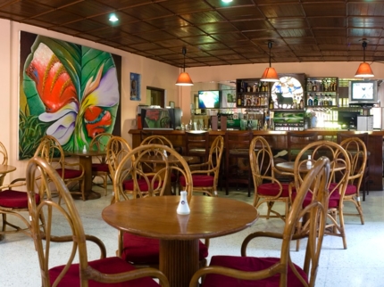 Lobby Bar
