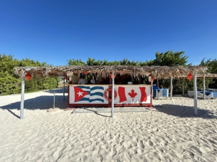 BEACH BAR