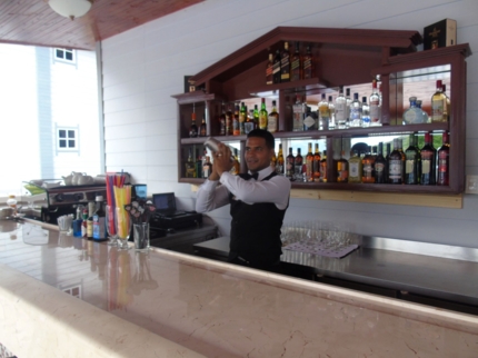 Pool snack bar