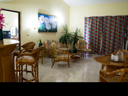 SUITE ROOM