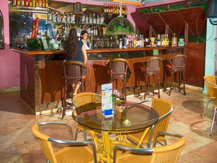 Lobby Bar Coral