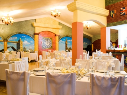 A la carte international Restaurant
