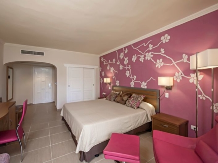 DOUBLE KIDS FREE Room