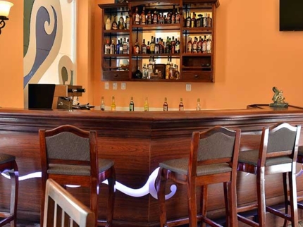 Lobby Bar