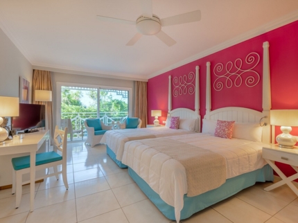 LUXURY ROOM