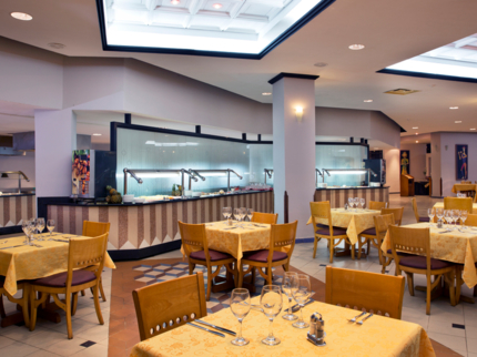 Buffet Restaurant Las Arcadas (Memories Miramar Havana Hotel section)