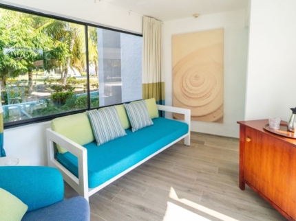 STANDARD BLU Room