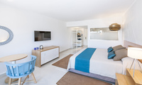 Sol  Room Sirenas Vista al Mar