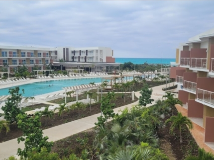 Hotel WHITE SANDS - Solo adultos mayores de 18 años