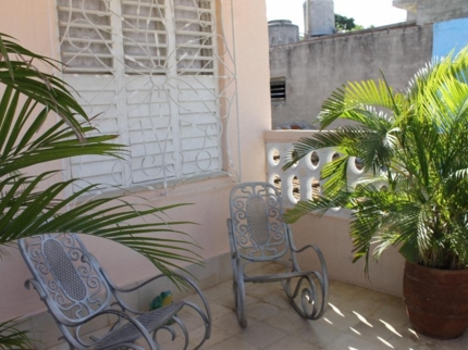 Hostal Don Vivas, FRANK PAÍS (Del Carmen), No. 373