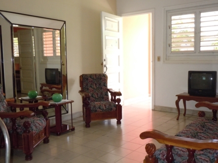 La Casa de Manolo, CALLE 39, No. 1002