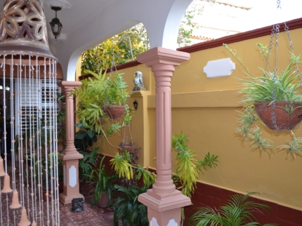 Hostal Marledy y Miguel, ANTONIO MACEO (Gutiérrez), No. 528