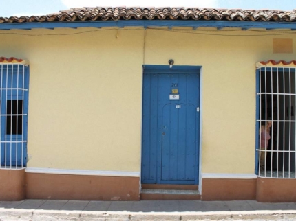 Hostal Riselda, FRANCISCO J. ZERQUERA (Rosario), No. 261