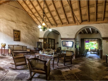 Hostal Casa Ayala, ANTONIO MACEO (Gutiérrez), No. 526