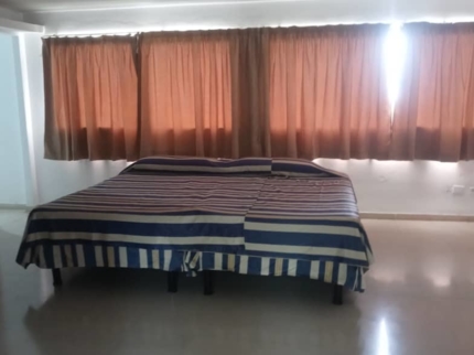 BEACH HOUSE (5 bedroom's)