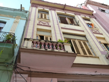 Casa Bueno, SAN RAFAEL, No. 104